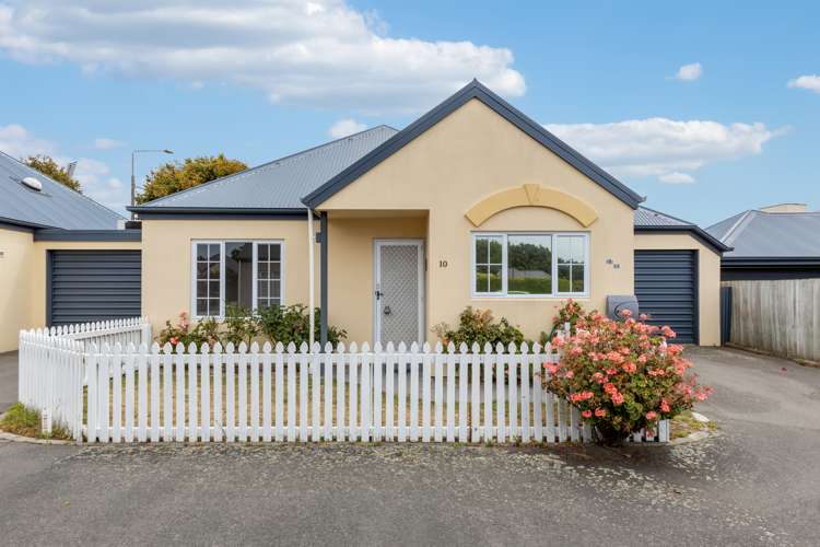 10/55 Parade Court Addington_1