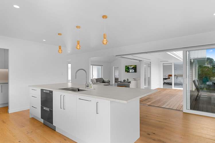 24 Waterman Drive Langs Beach_7