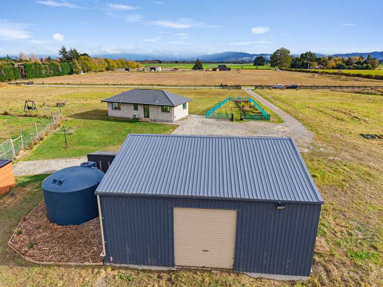 484 Pesters Road West Eyreton_22