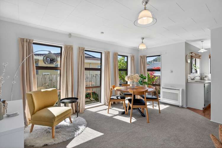 2/11 Cambria Street The Wood_7