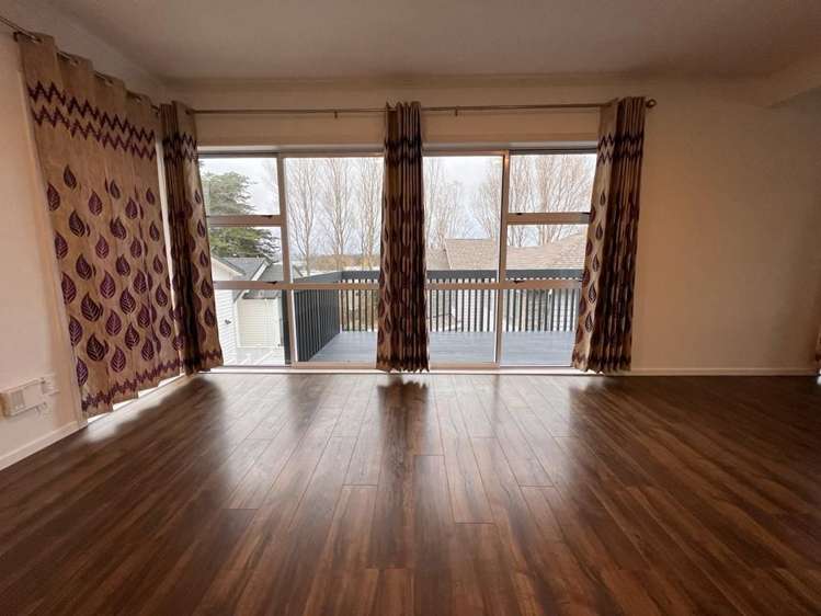 Front/232A Sunset Road Windsor Park_4