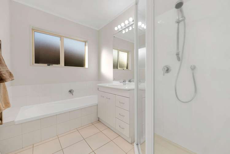 2/32 Glanworth Place Dannemora_17