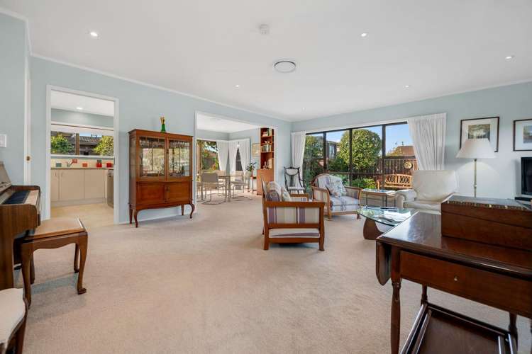 2/2 Mark Edward Drive Half Moon Bay_11