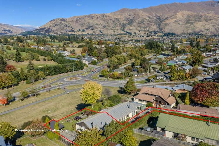 6B Mount Iron Drive Wanaka_17