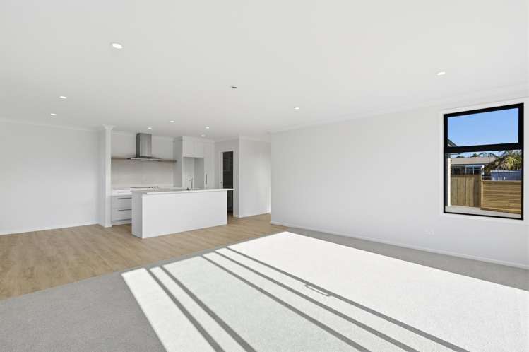 8A Cherrywood Drive Otumoetai_2