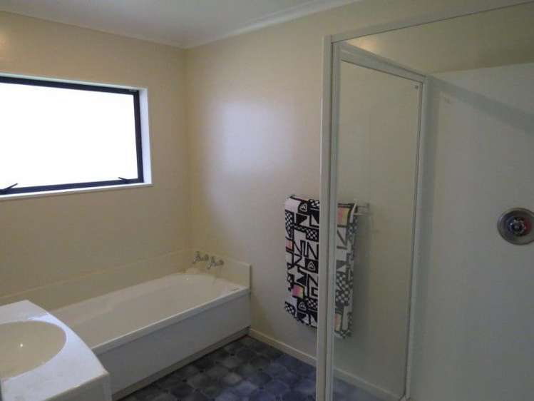 60 High Street Eketahuna_17