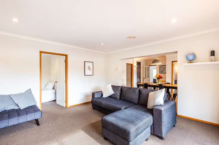 8 Wall Street Waipahihi_15