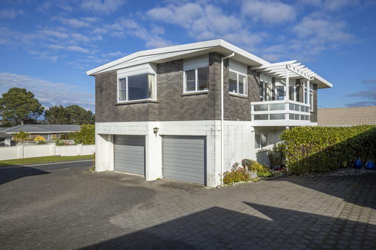 1/13 Chatswood Grove_0