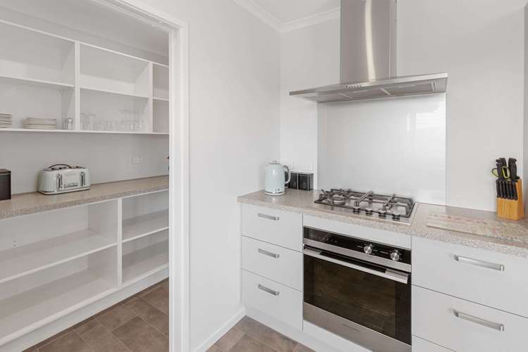 28 Magnolia Crescent Tawhero_7