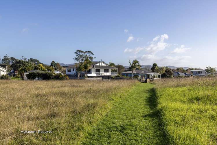3 Esplanade Rd Tahawai_25