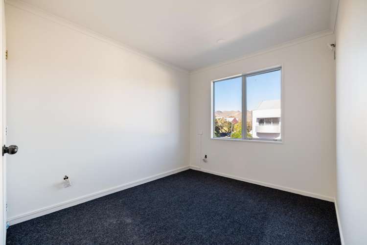 10 Thackers Quay Woolston_16