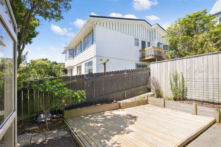 8a Dominica Crescent Grenada Village_12