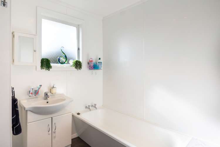 41 Holdsworth Avenue Milson_11