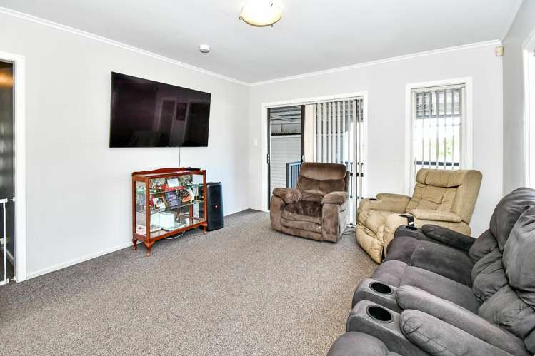 33 Thomas Road Mangere_5