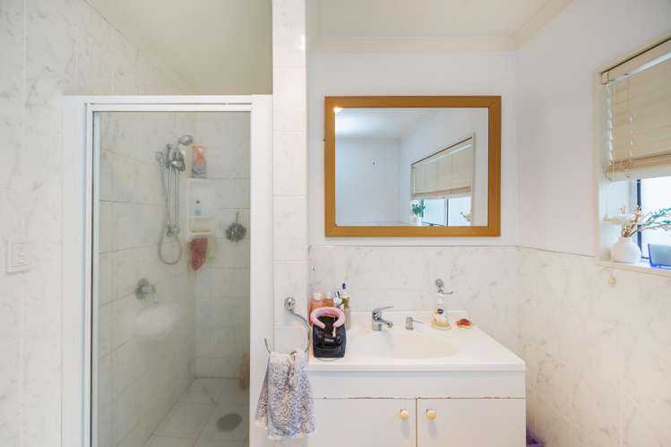 31 Strachan Way Highbury_14