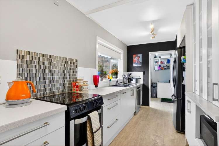 92 Priestley Drive Bucklands Beach_7