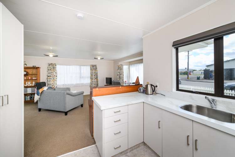 46 Weld Street Feilding_20