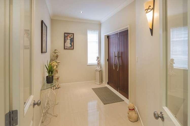 11 Chard Place Flat Bush_6