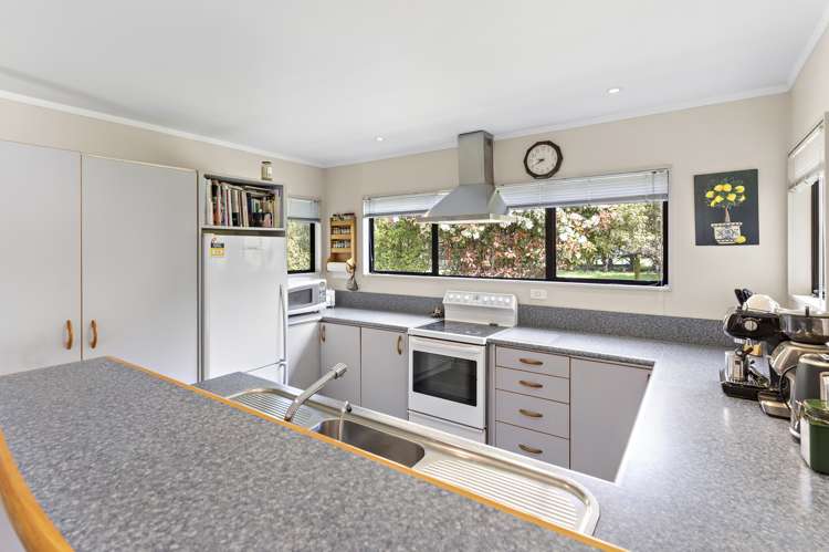 36 Hilton Road Carterton_5