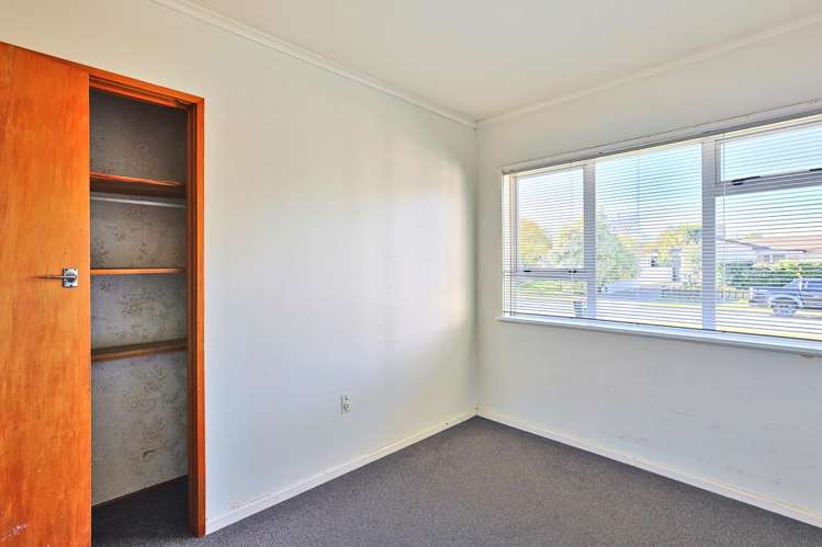 53 Oldham Avenue Onekawa_12
