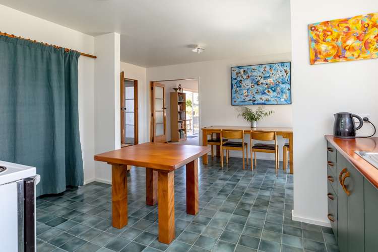 17 Tararua Drive Upper Plain_15