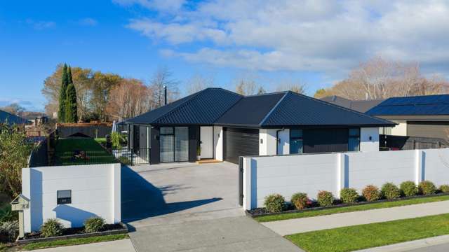 Prestige Living | Space, Privacy & Lifestyle