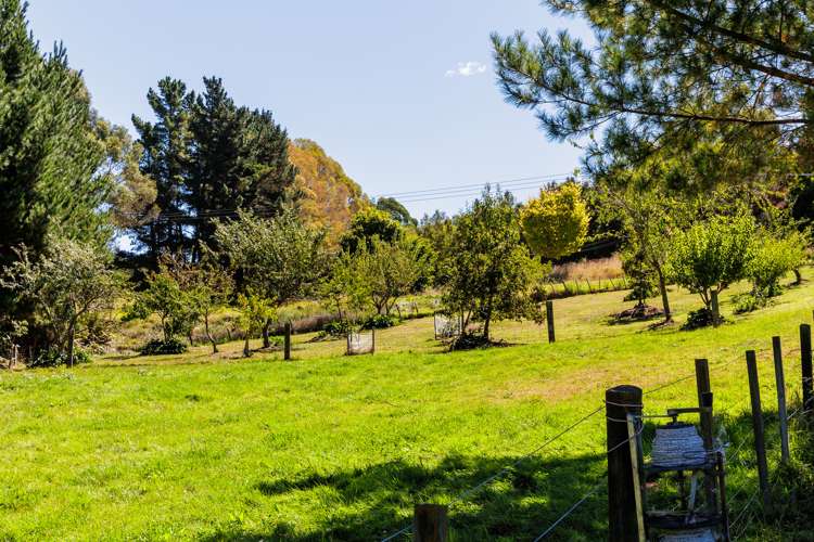 88 Ireland Road Waipawa_26