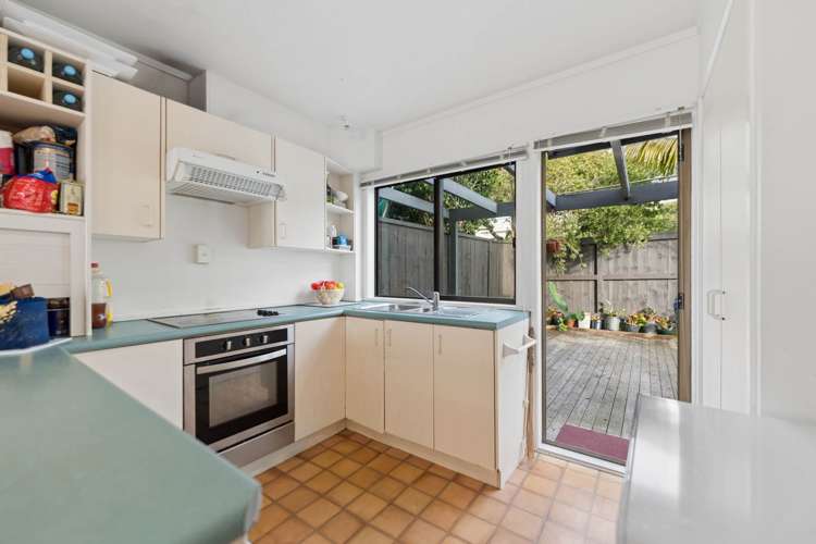 7(G)/15 Roseberry Avenue Birkenhead_6