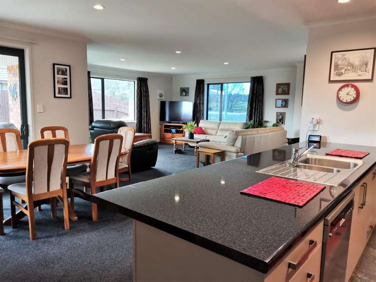 76 Tamure Place Ruakaka_6