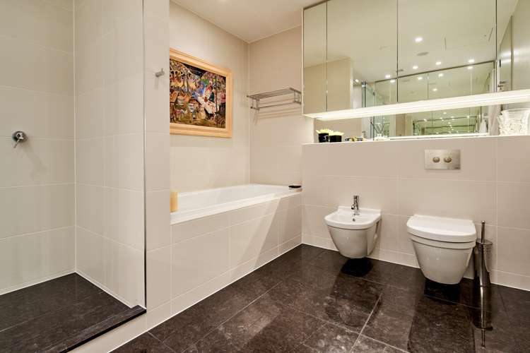 2b/4 Clyde Quay Wharf Te Aro_23