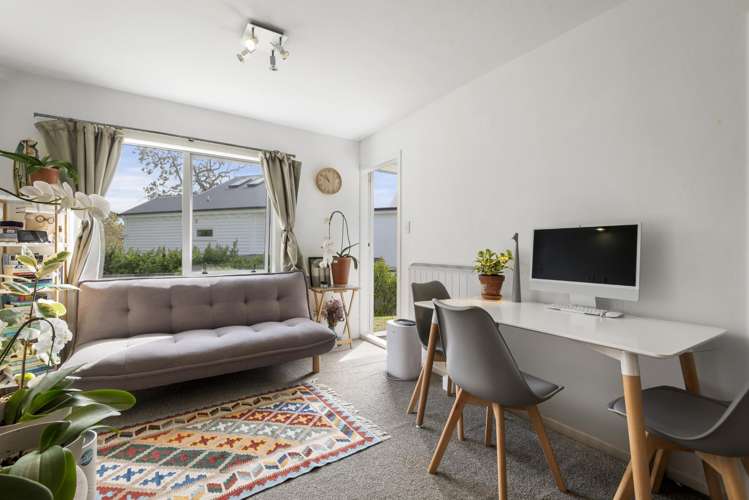 3/27 Hepburn Street_4