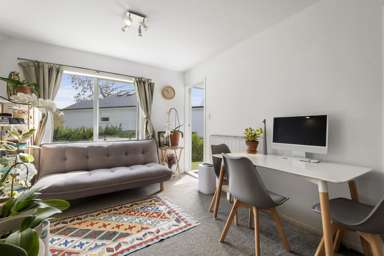 3/27 Hepburn Street_4