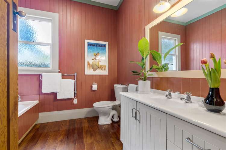 5 Macky Avenue Devonport_12