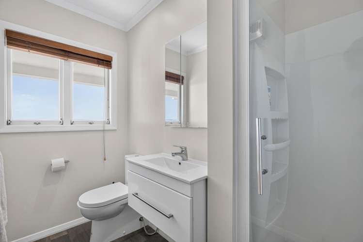128 Princes Drive Britannia Heights_10