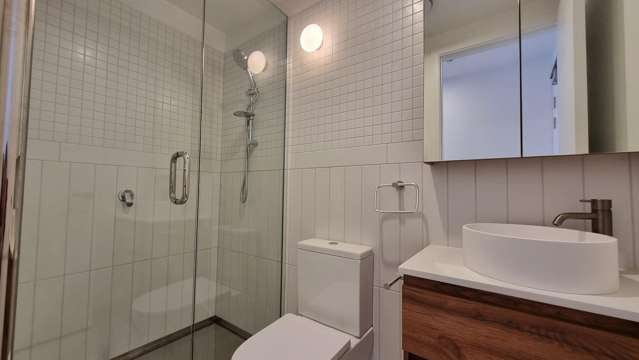 206/2 Finch Street Morningside_4