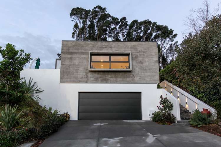 82 Karamea Street Whalers Gate_1