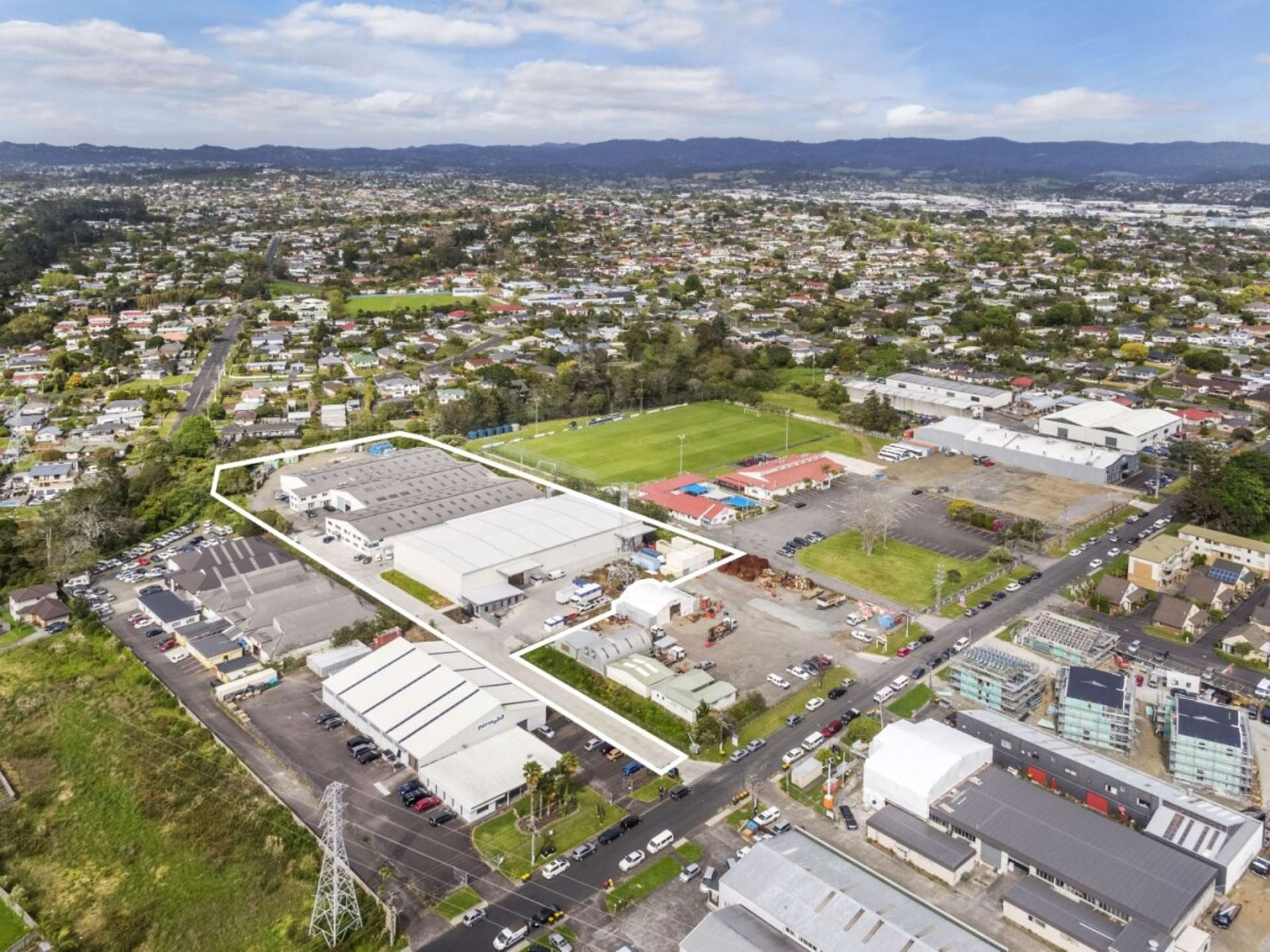 179 McLeod Road Te Atatu South_0