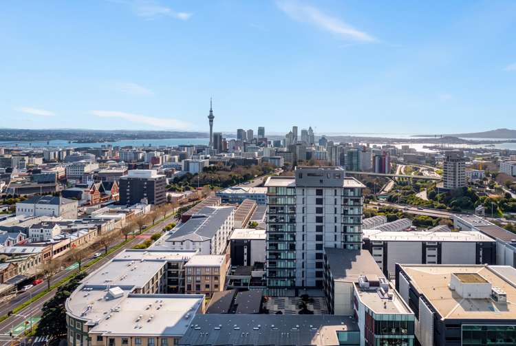 302/5 Hohipere Street Grafton_17