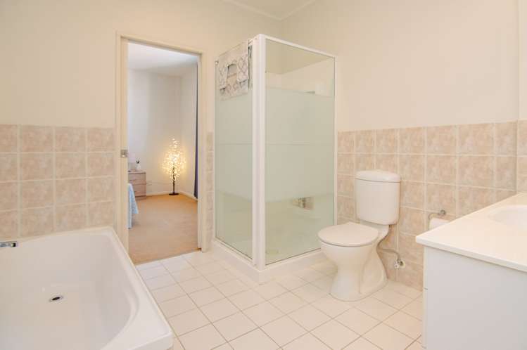 3e/6 Queen Street Palmerston North Central_8