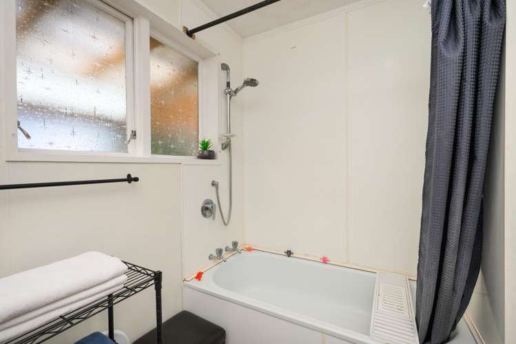 8 Craven Court Ashhurst_22