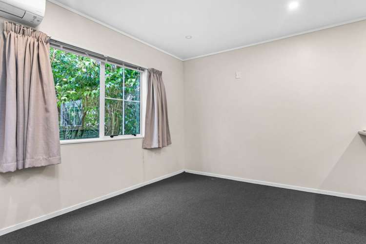 49 Glendale Road Glen Eden_6