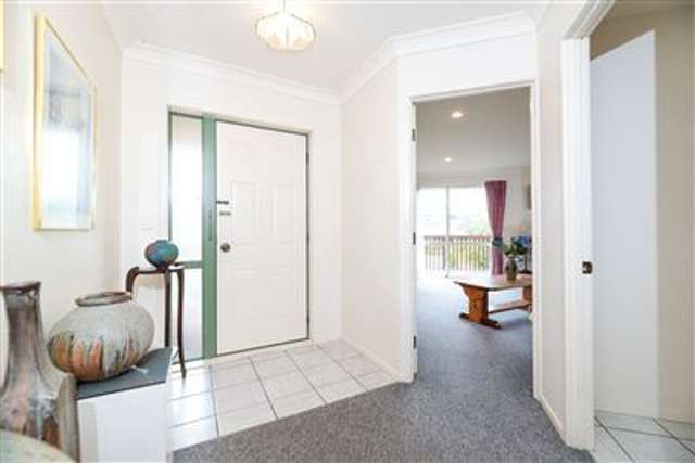 17 Lasque Place Glen Eden_3