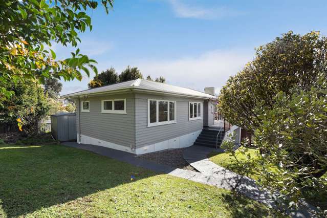 1/227 Wairau Road Totara Vale_1