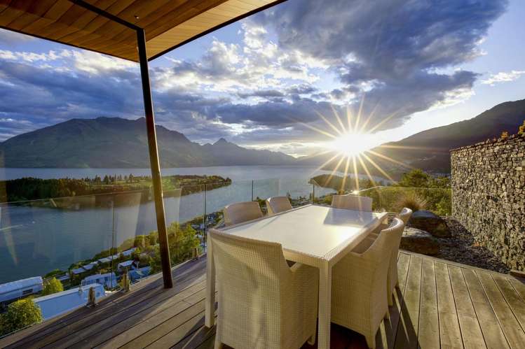 114 Hensman Road Queenstown_8