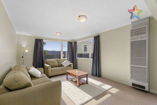 5 Tyrone Grove Wainuiomata_1