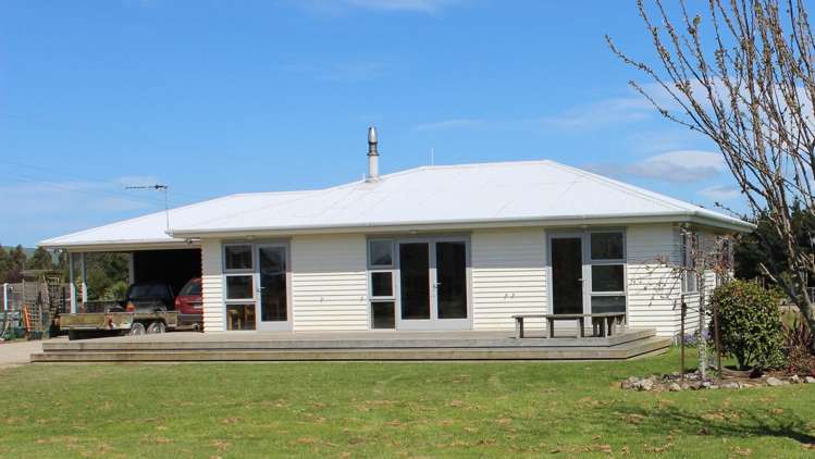 275 Cliff Road Eketahuna_2