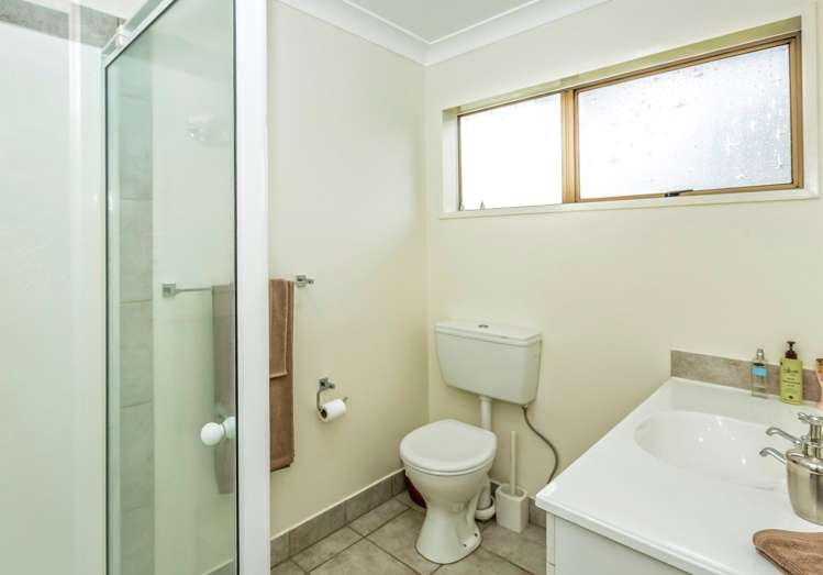 10 Childs Avenue Pukekohe_12