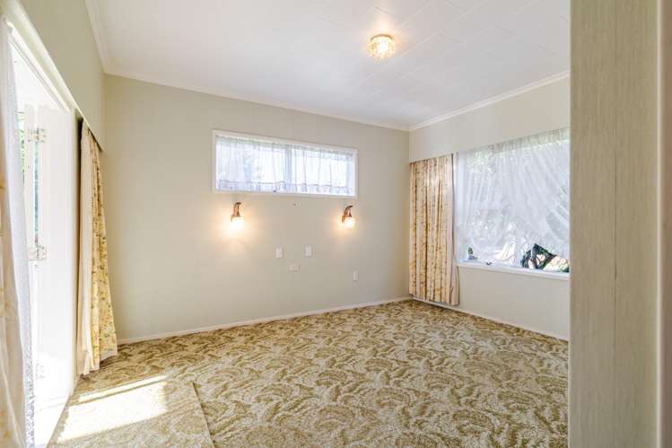 130 Sandon Road Feilding_10