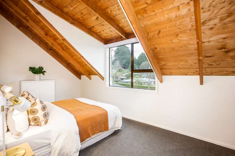 12 Thoreau Street Concord_16