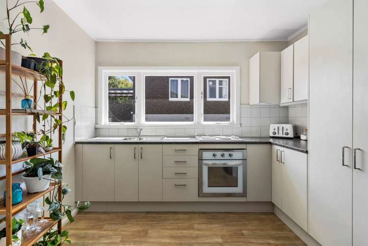 1/177 Edmonton Road Te Atatu South_5